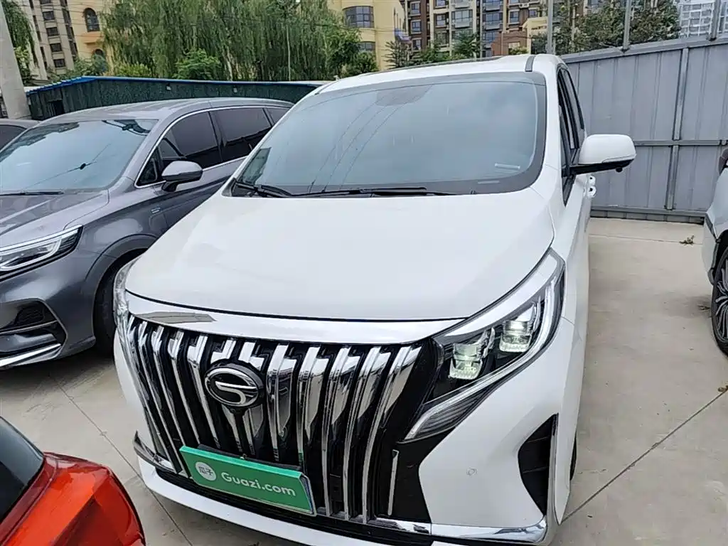 GAC Motor Trumpchi M8 2022 — фото 3
