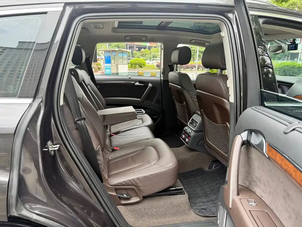 Audi Q7 2015 — фото 21