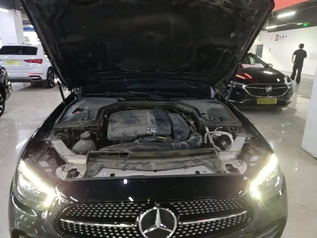 Mercedes-Benz E-Class 2021 — фото 20