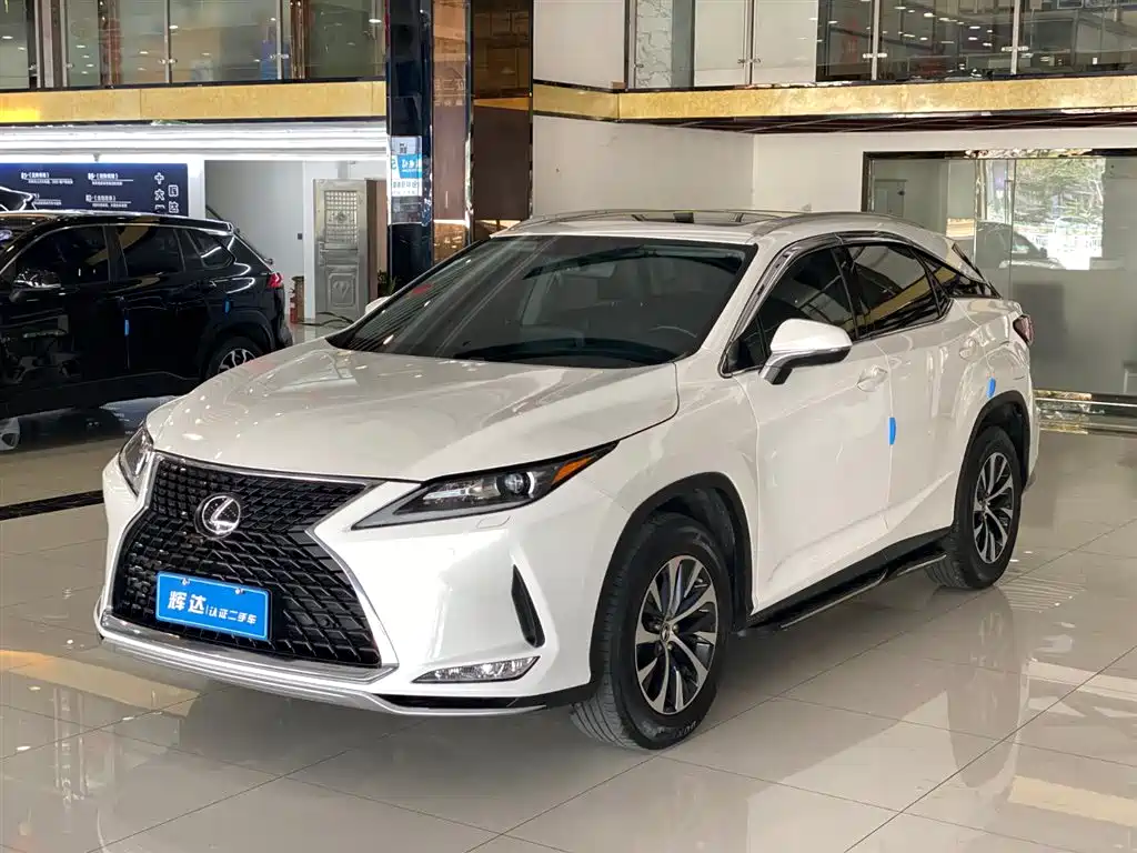 Lexus RX 2021