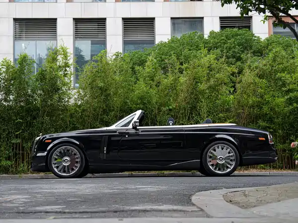 Rolls-Royce Phantom 2007
