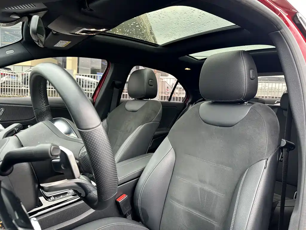 Mercedes-Benz A-Class 2023 — фото 10