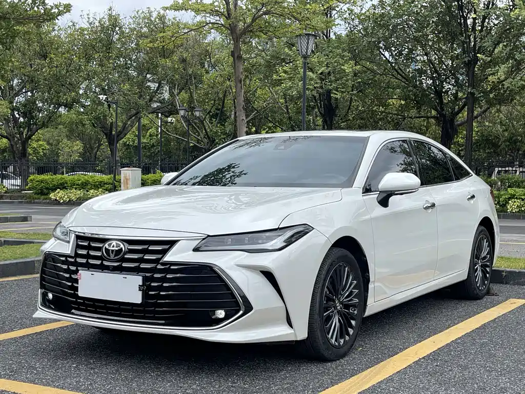 Toyota Avalon 2023