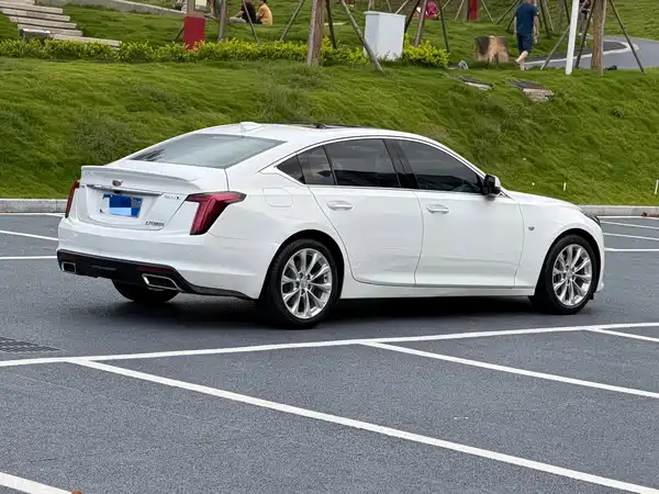 Cadillac CT5 2022