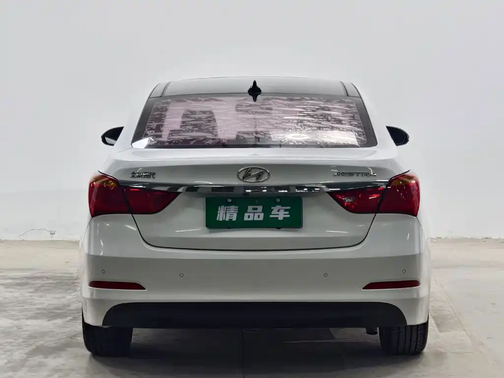 Hyundai Mistra 2016 — фото 5