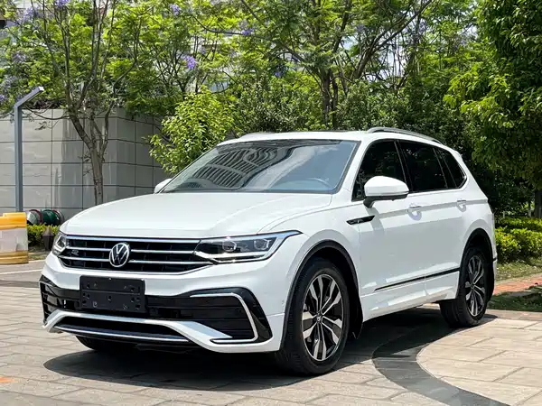 Volkswagen Tiguan L 2022