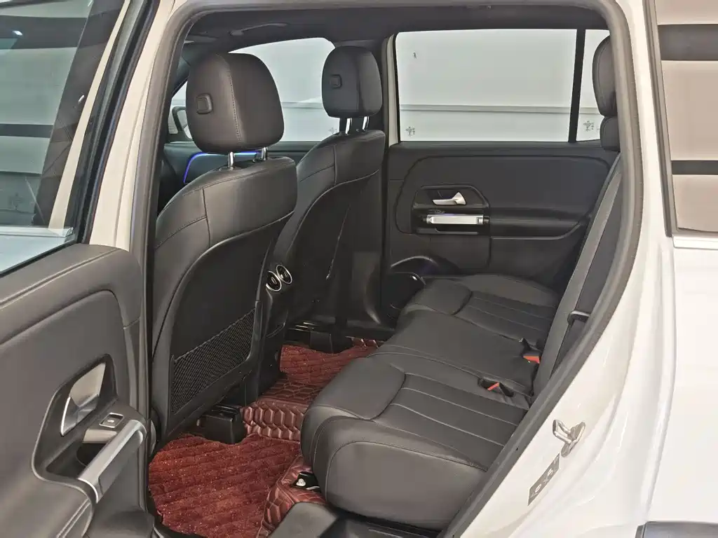 Mercedes-Benz GLB 2023 — фото 11
