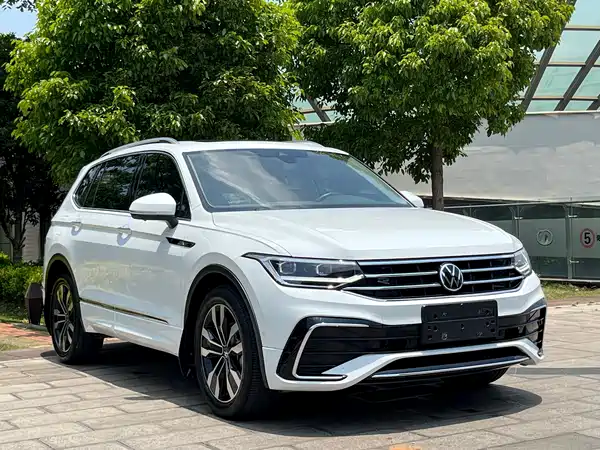 Volkswagen Tiguan L 2022
