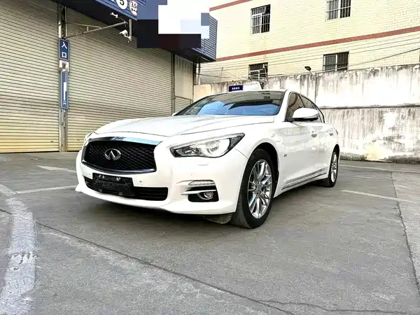 Infiniti Q50L 2016