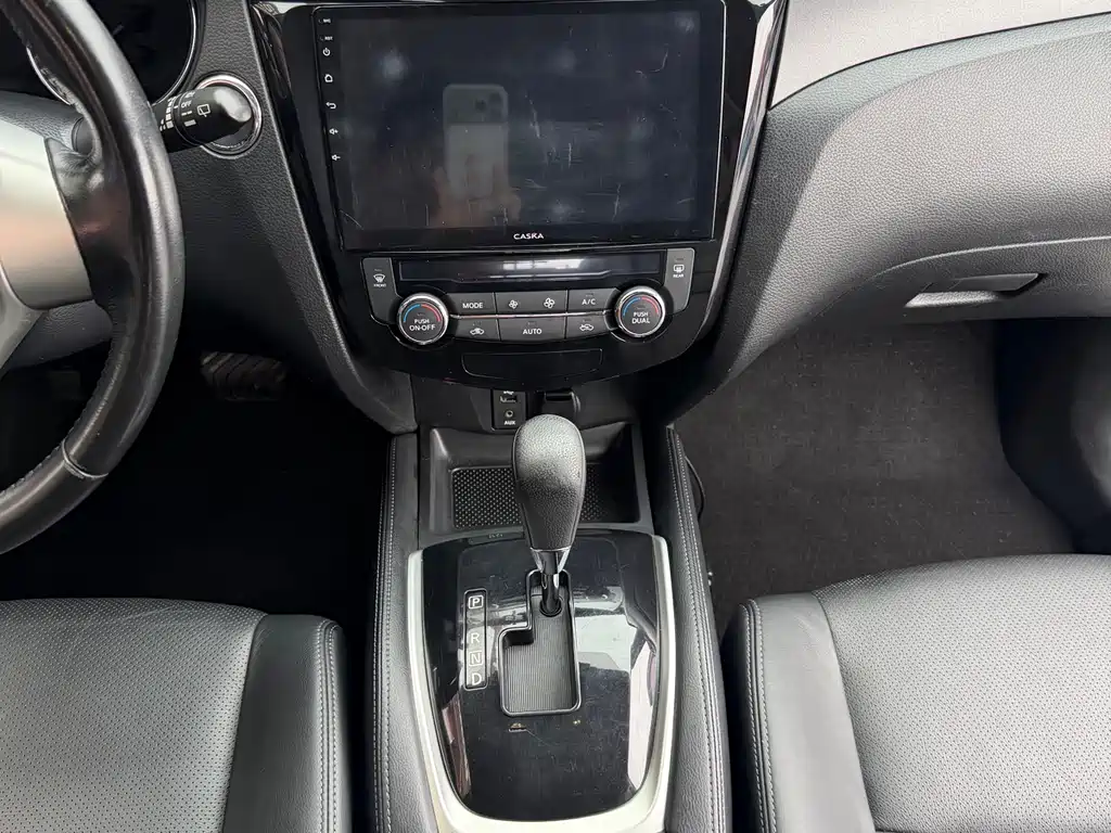 Nissan X-Trail 2015 — фото 27