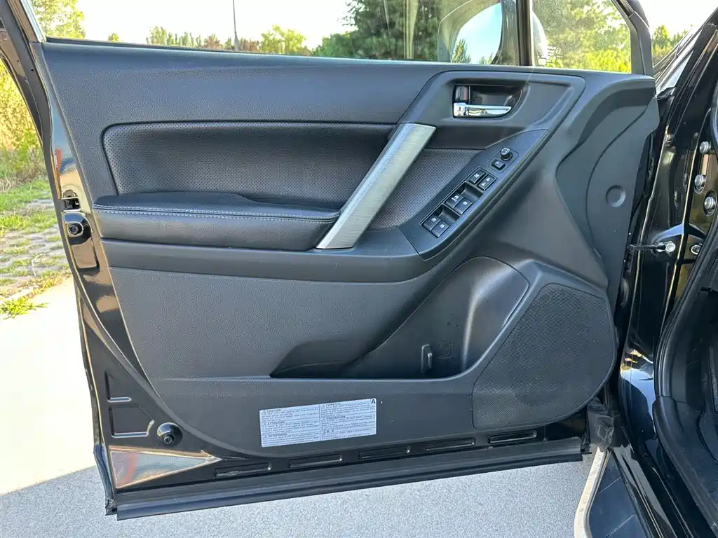 Subaru Forester 2014 — фото 13