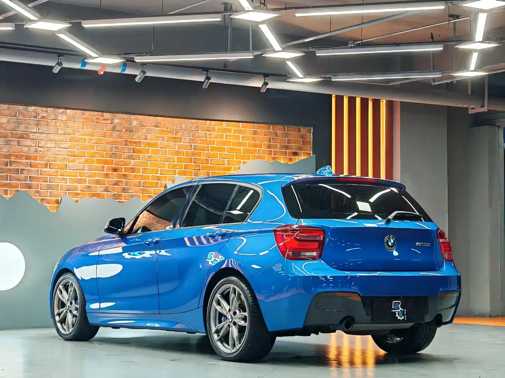 BMW 1 Series 2013 — фото 11