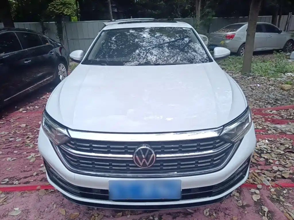 Volkswagen Sagitar 2025