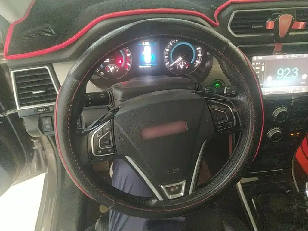 Haval H2 2015 — фото 11