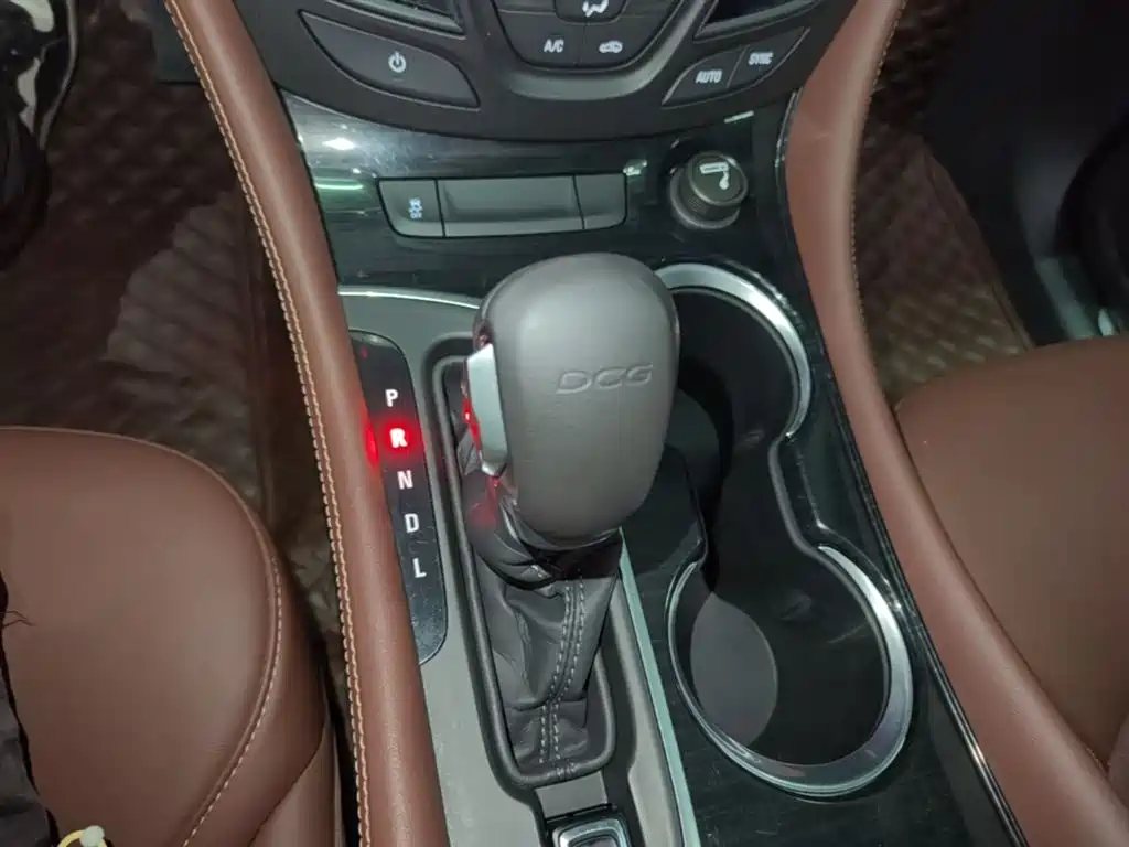 Buick Envision Plus 2021 — фото 14