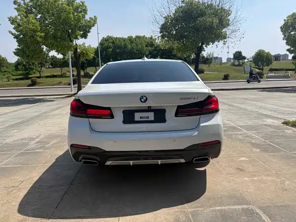 BMW 5 Series 2022