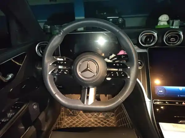Mercedes-Benz C-Class 2023