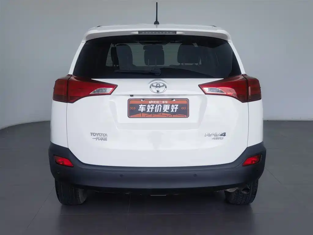 Toyota RAV4 2014