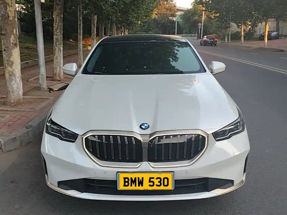 BMW 5 Series 2024