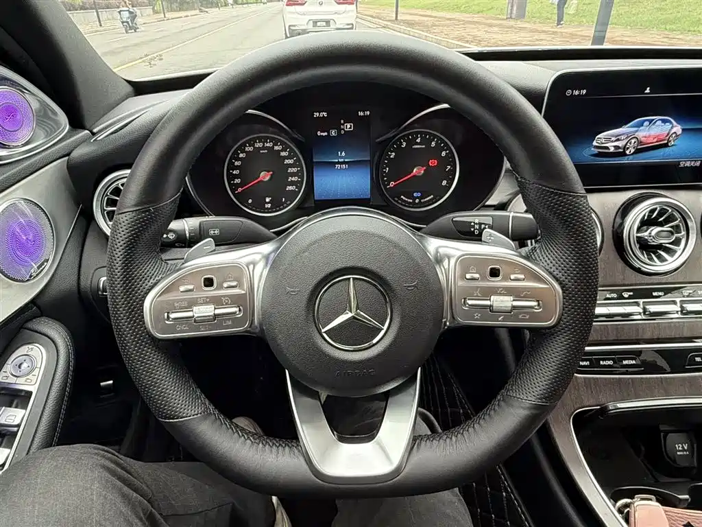 Mercedes-Benz C-Class 2019 — фото 11