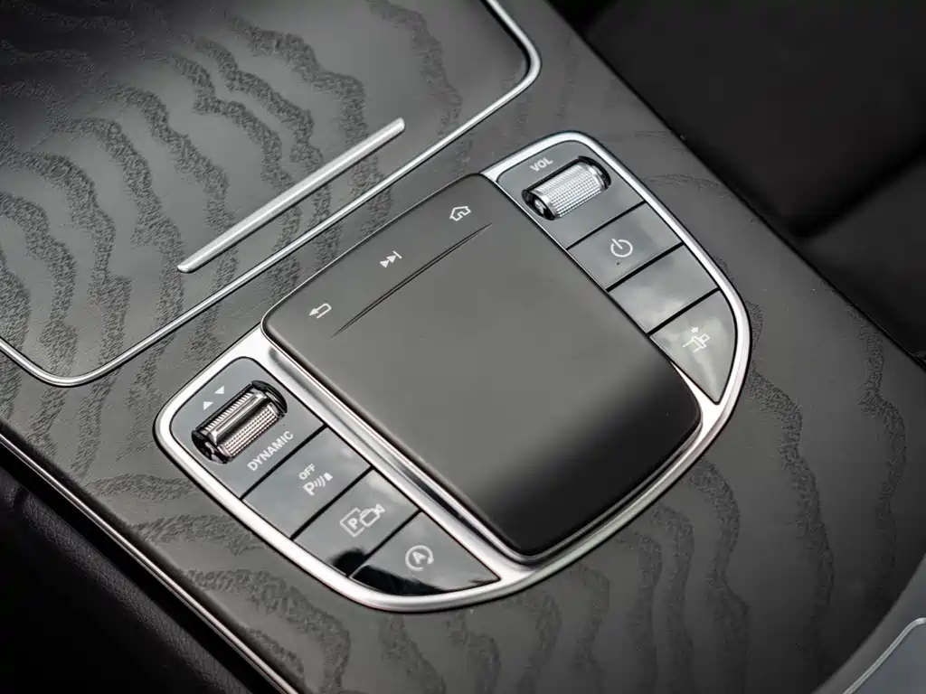 Mercedes-Benz C-Class 2023 — фото 19