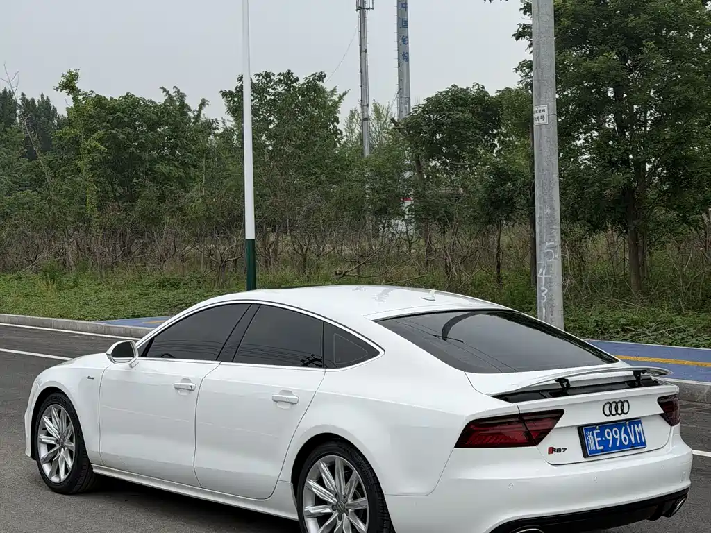 Audi A7 2014