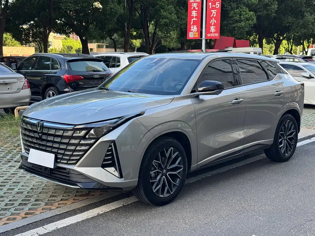 Changan UNI-Z 2025 — фото 1
