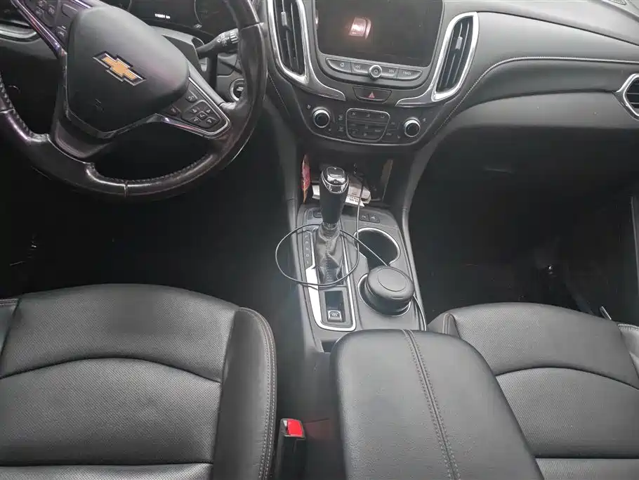 Chevrolet Equinox 2018 — фото 16
