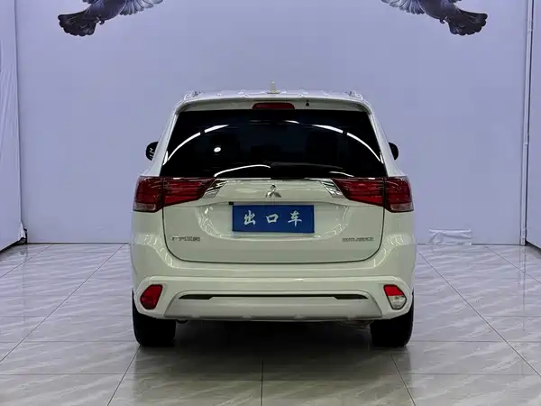 Mitsubishi Outlander 2022