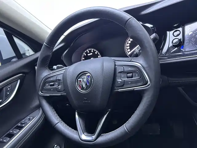 Buick Envision Plus 2024 — фото 11