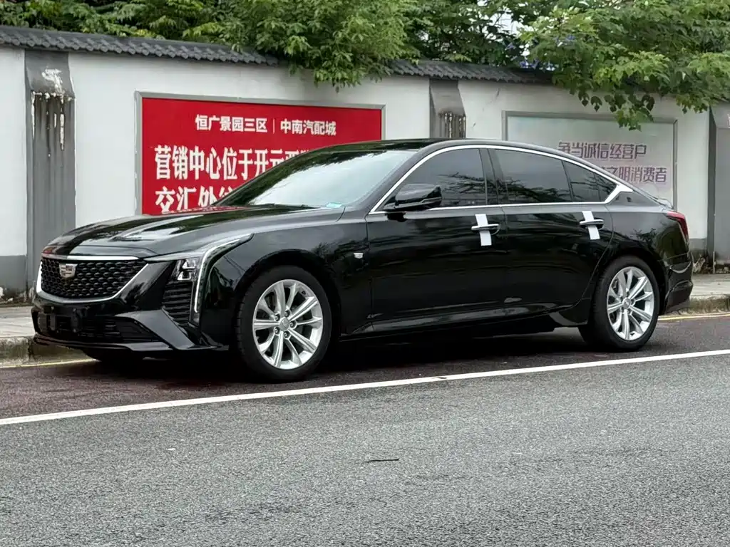 Cadillac CT5 2024 — фото 1