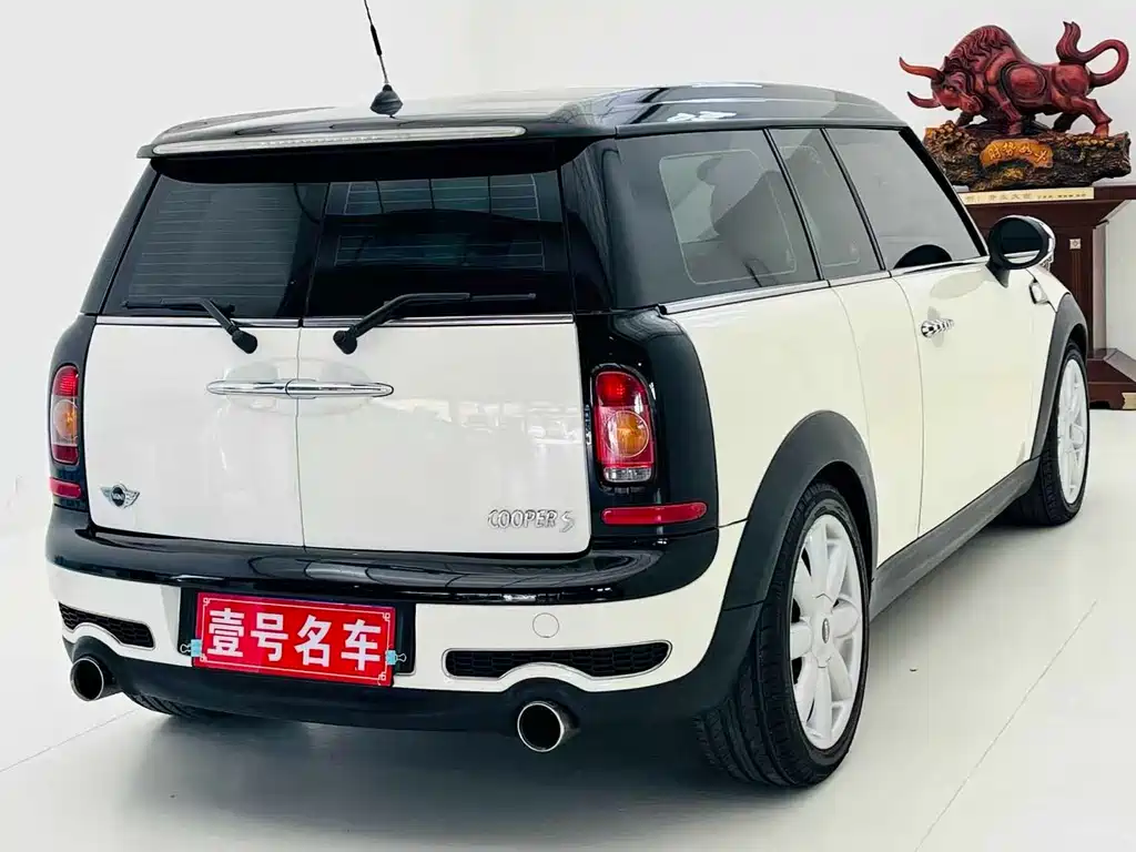 MINI Clubman 2010