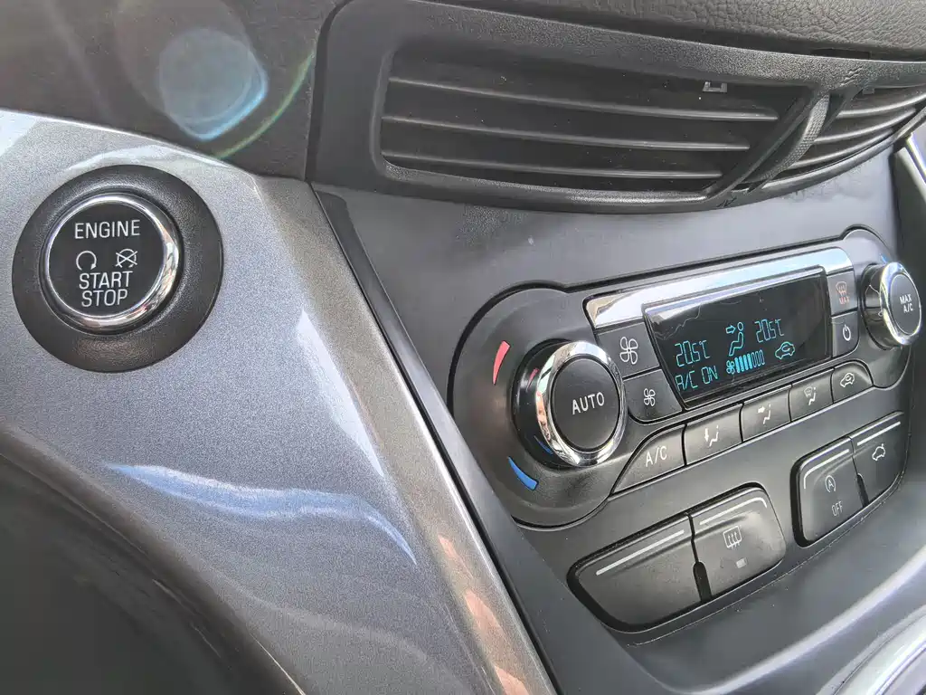 Ford Kuga 2016 — фото 15