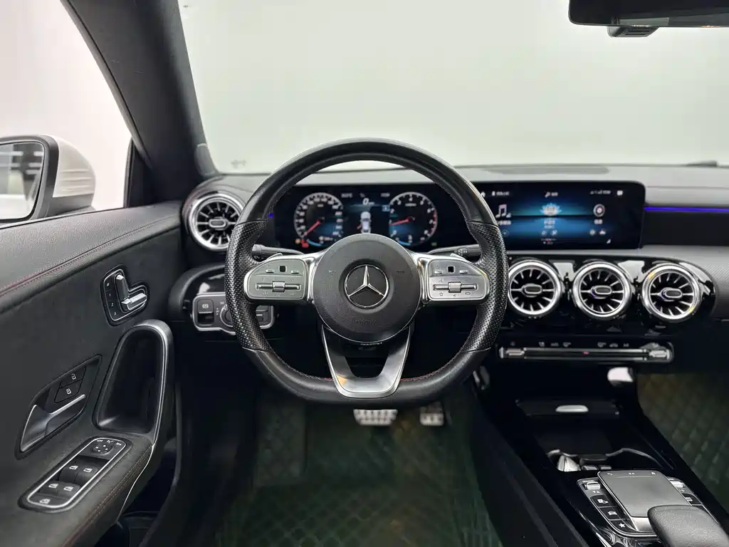 Mercedes-Benz CLA 2021 — фото 3
