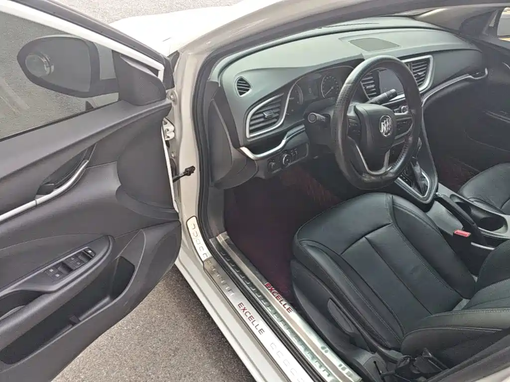 Buick Excelle 2019 — фото 16