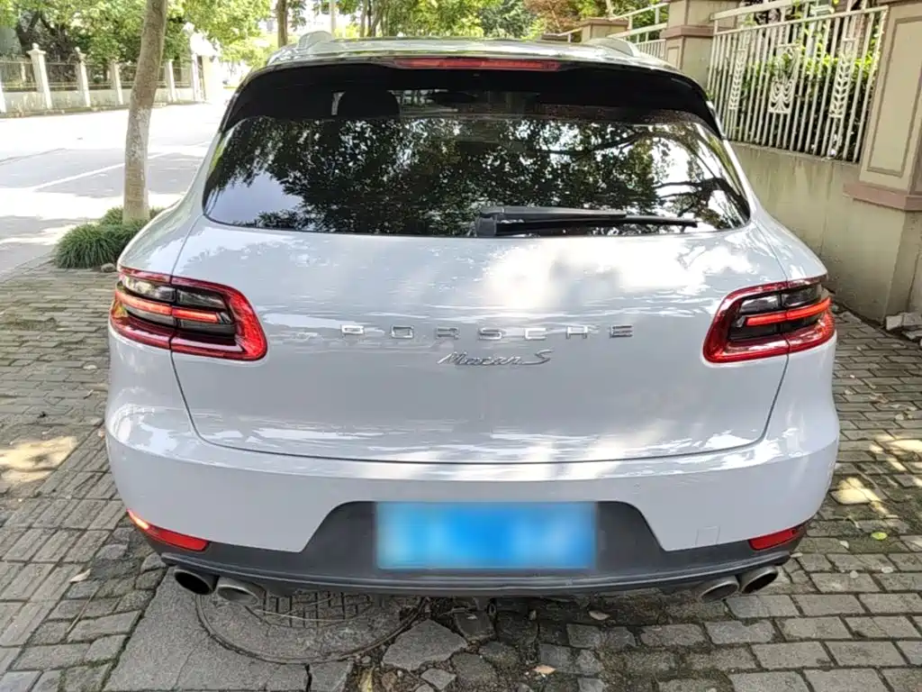 Porsche Macan 2015