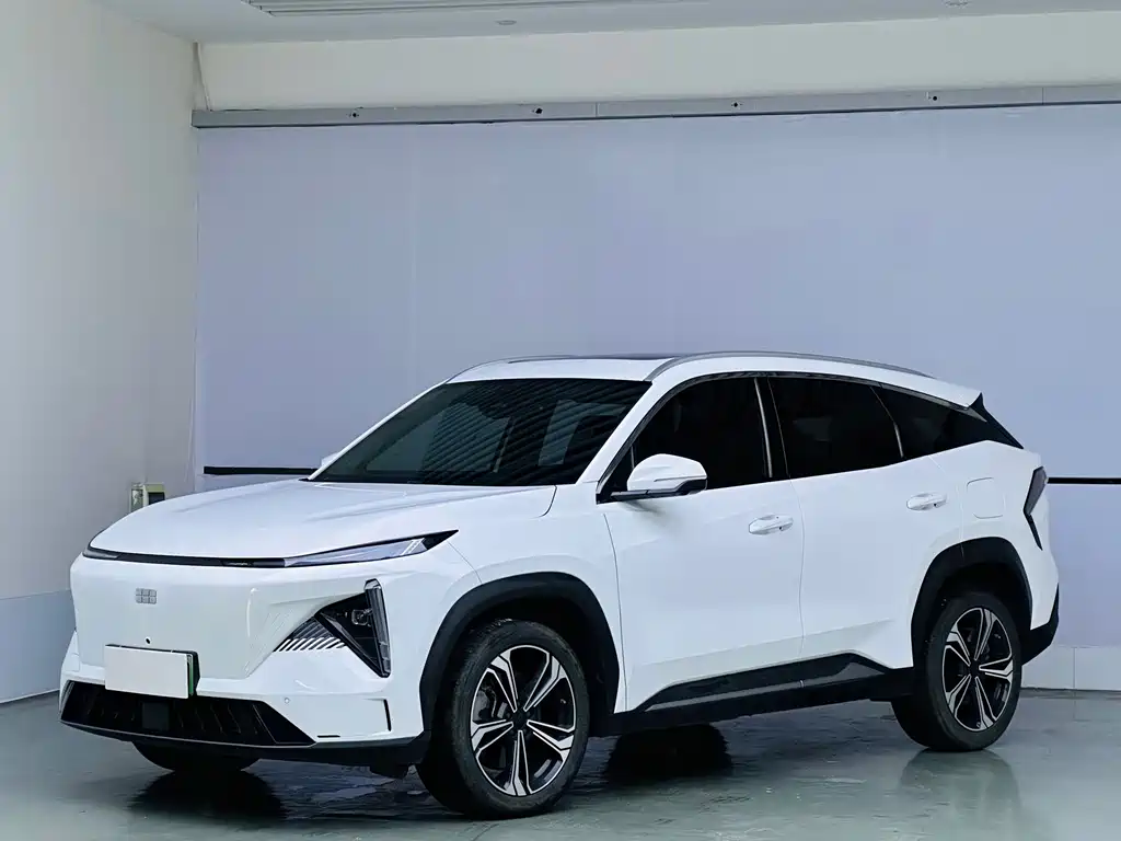 Geely Galaxy L7 2023 — фото 1
