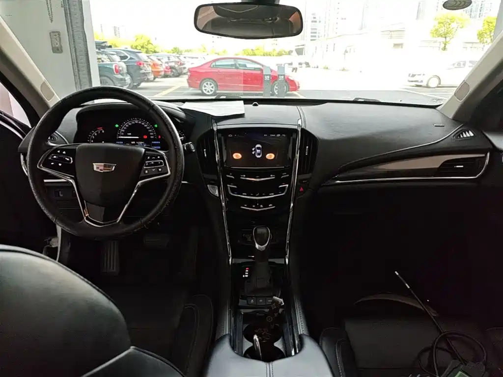 Cadillac ATS-L 2018 — фото 16