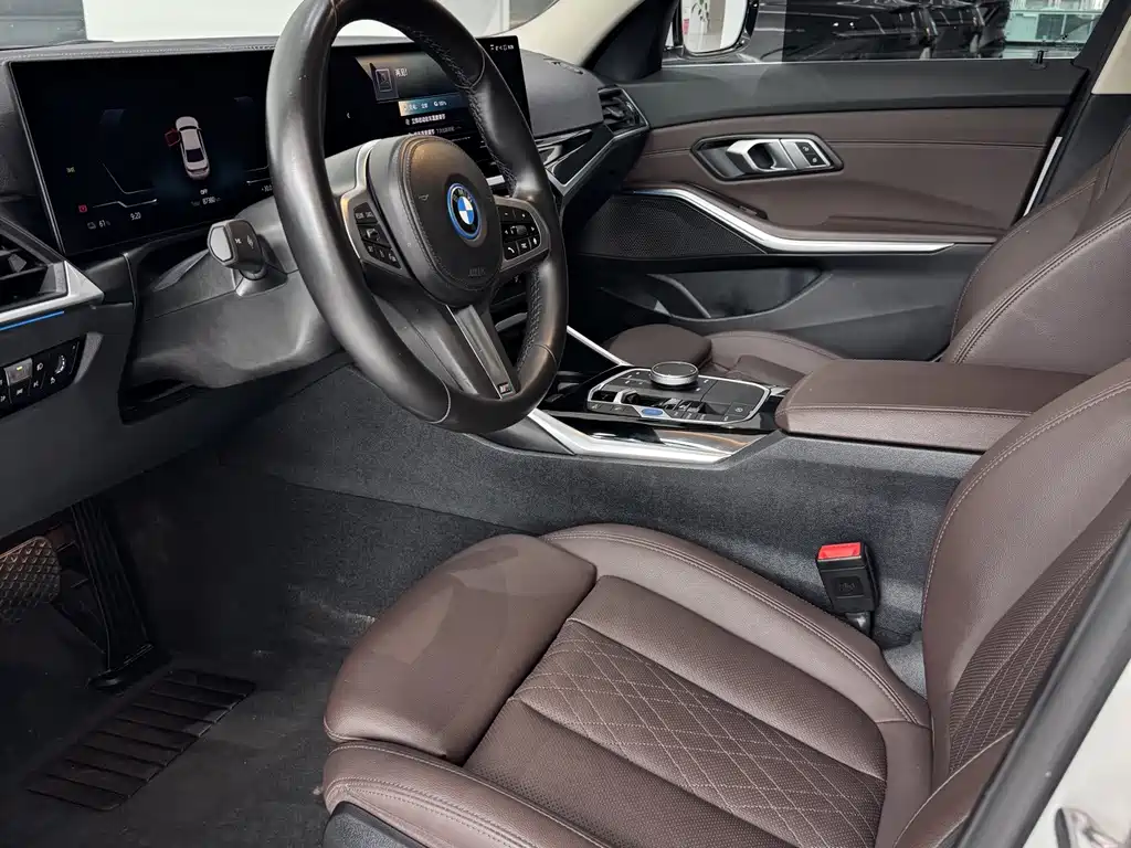 BMW i3 2023 — фото 4