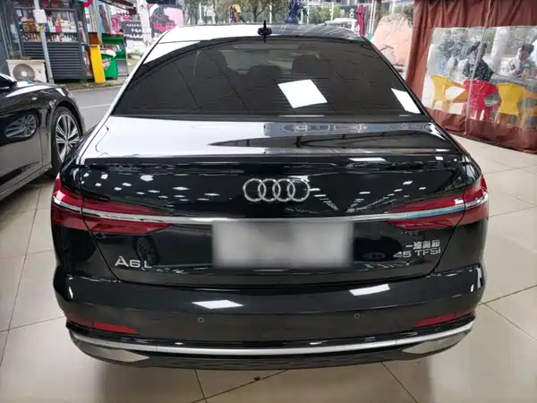 Audi A6L 2023