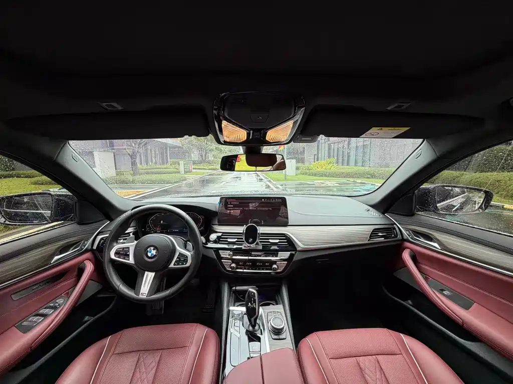 BMW 5 Series 2022
