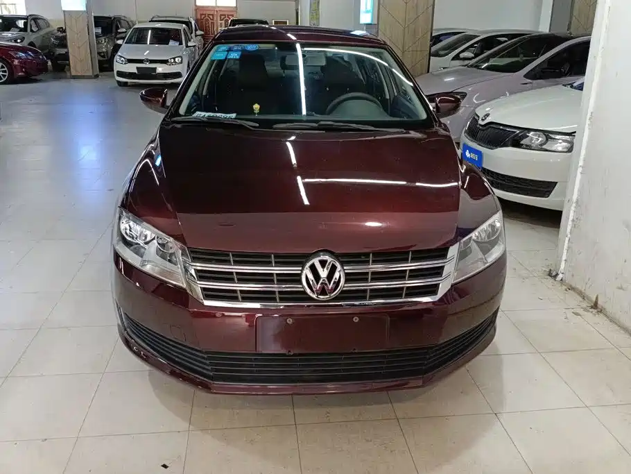 Volkswagen Lavida 2013
