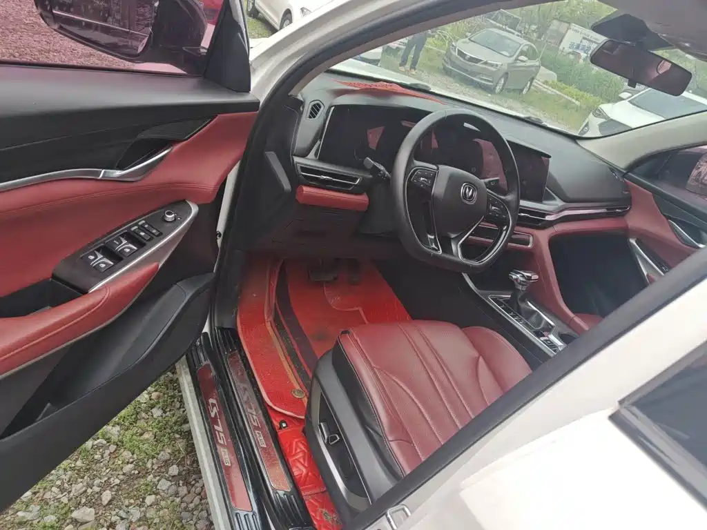 Changan CS75PLUS 2020 — фото 16