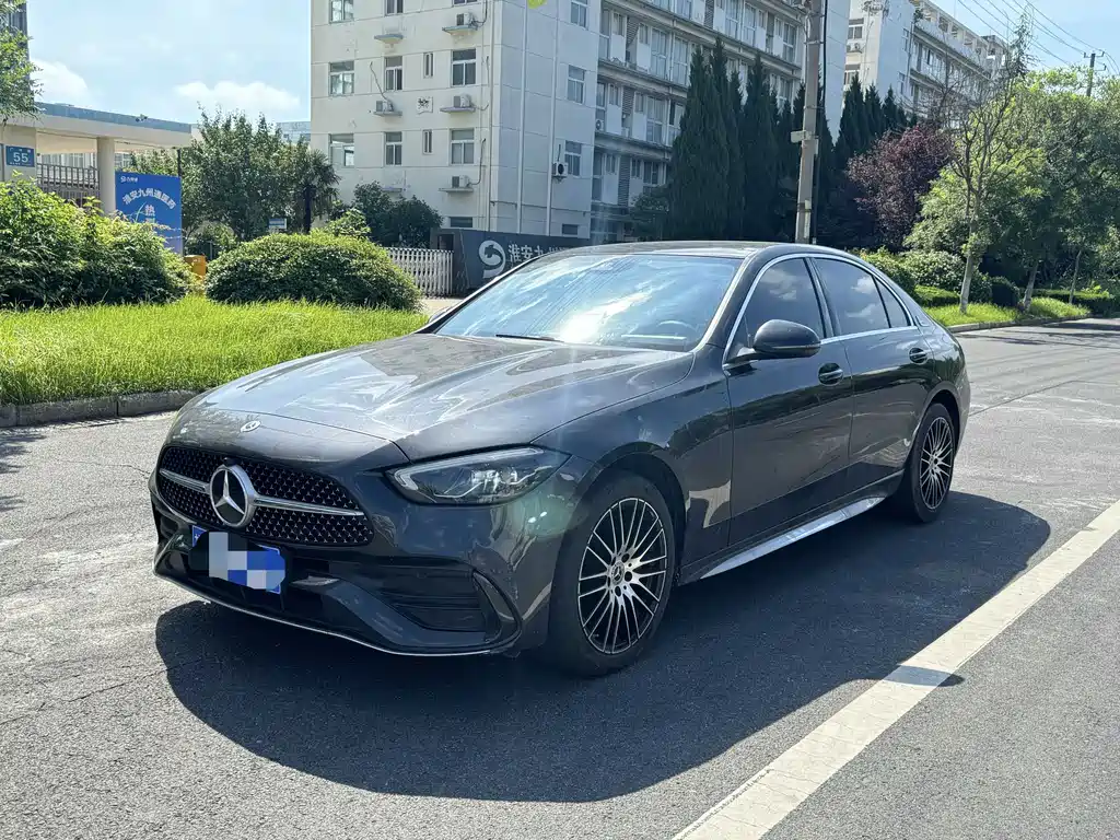 Mercedes-Benz C-Class 2023 — фото 1