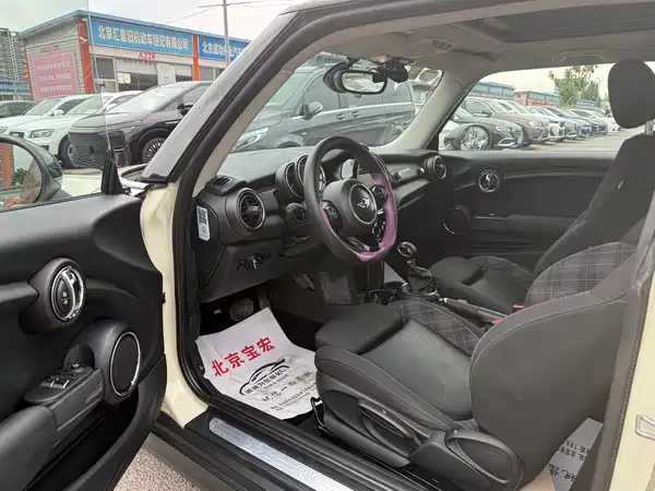 MINI 2014