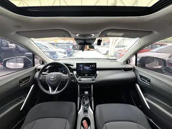 Toyota Frontlander 2023