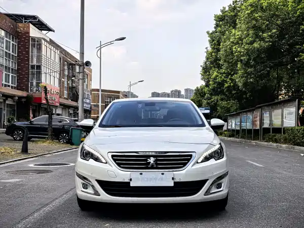Peugeot 408 2014