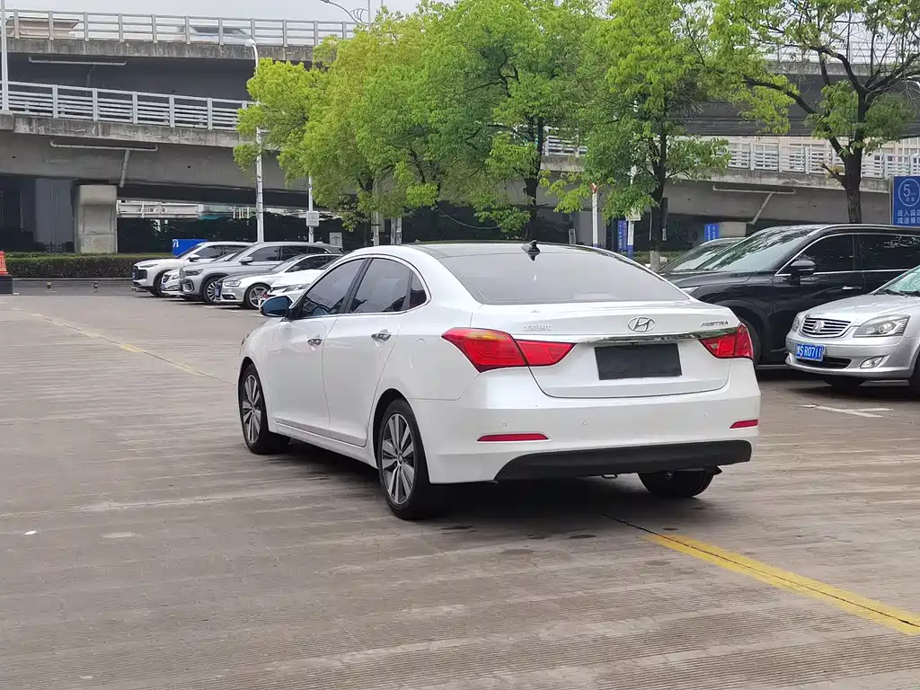 Hyundai Mistra 2016 — фото 10