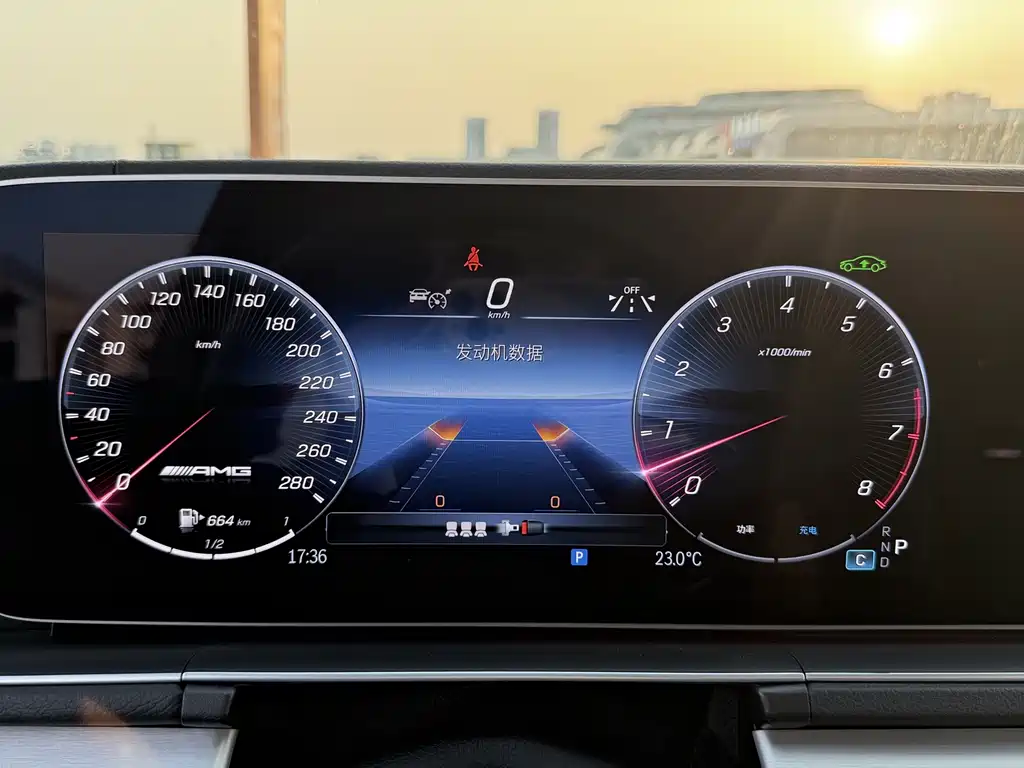 Mercedes-Benz GLE AMG 2025 — фото 17
