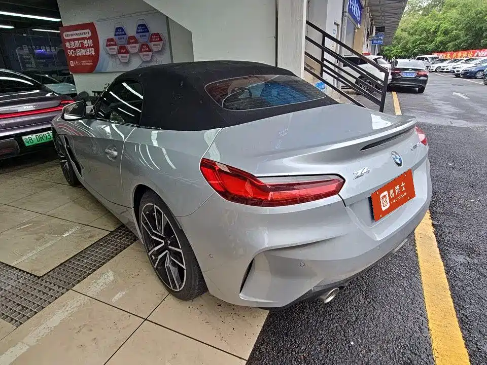 BMW Z4 2022 — фото 2